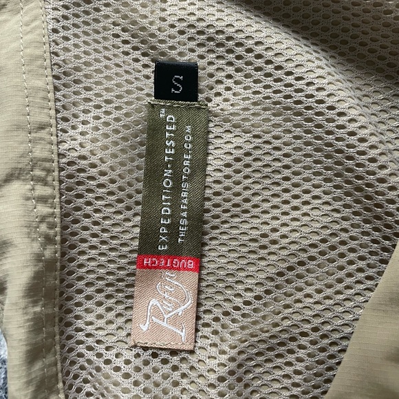 RUFIJI SAFARI KAKHI Button-Up Shirt - Picture 2 of 6